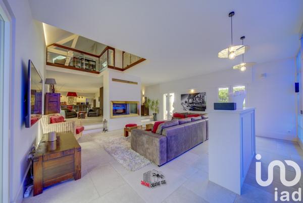 Maison d’architecte 8 pièces de 294 m² à Villerupt (54190)