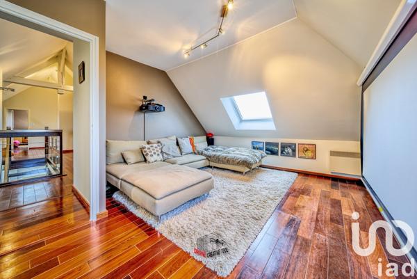 Maison d’architecte 8 pièces de 294 m² à Villerupt (54190)