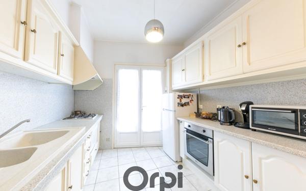 Maison à vendre    3 pièces • 72 m2 Saint-Féliu-d'Avall