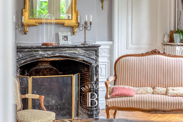 Bois-Guillaume, Manoir  395 m² à vendre