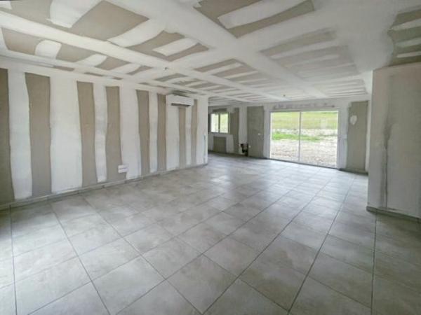 Maison à vendre    4 pièces •  Saint-Astier