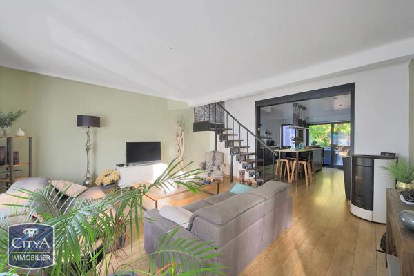 Maison à vendre 5 pièces 127m² Béthune (62400)