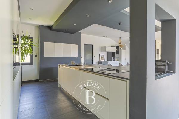 Castelnau-le-Lez, Maison 4 Chambres -  218 m² à vendre