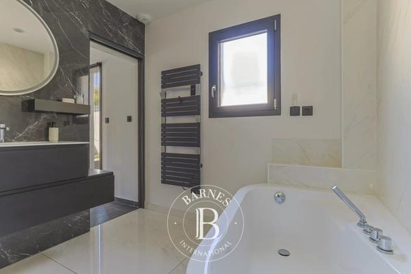 Castelnau-le-Lez, Maison 4 Chambres -  218 m² à vendre