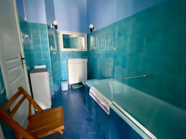 Maison de village avec garage