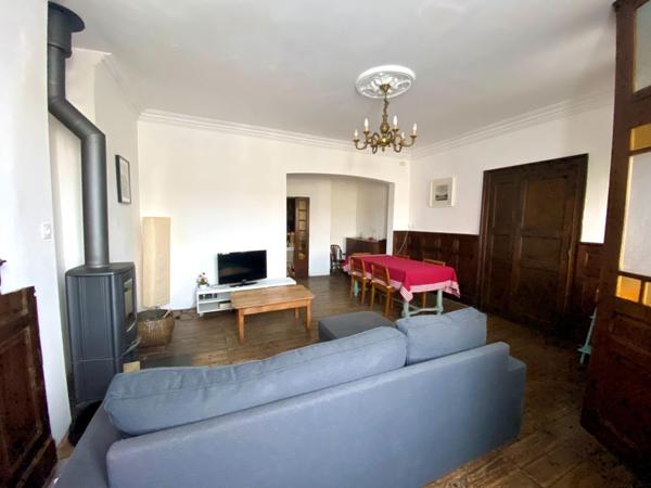 Maison de village avec garage