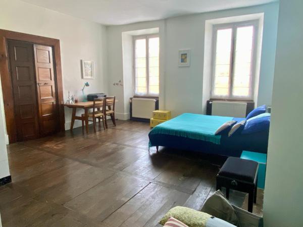 Maison de village avec garage