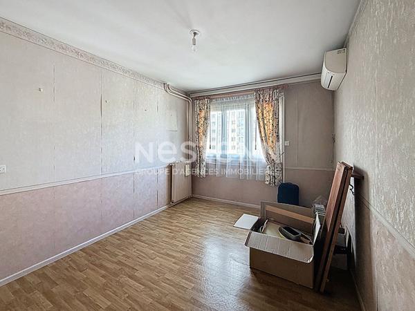 Appartement 4 Pièces 3 chambres exposé Ouest avec cave, balcon et parking - 69500 BRON