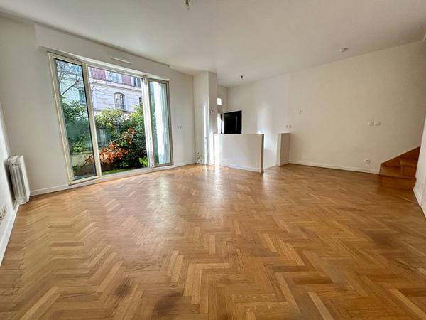 Appartement Poissy 3 pièces 66.75 m2 €284 000 ** - Référence 8988