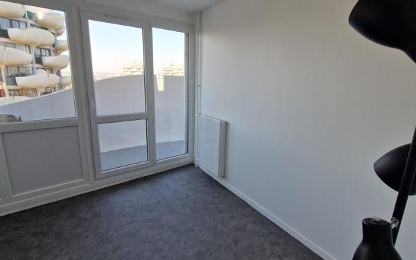 Appartement à vendre    4 pièces • 73,92 m2 Créteil