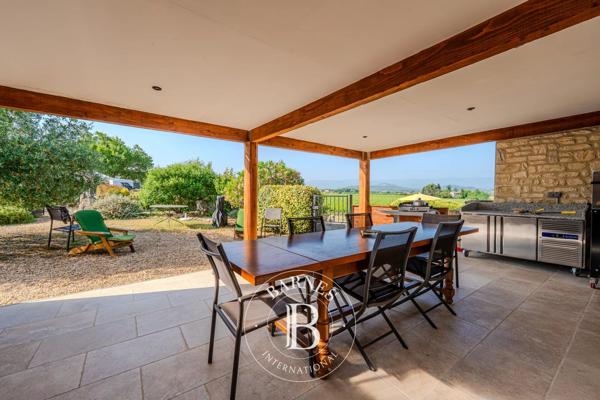 Gargas, Maison 9 Chambres -  360 m² à vendre