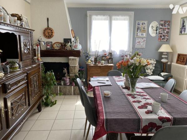 VENDS MAISON LANFAINS