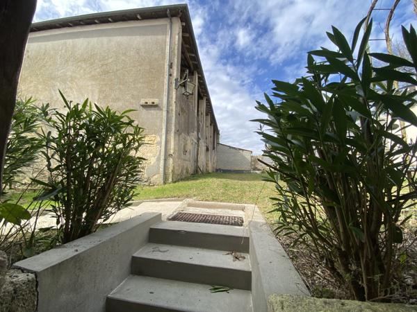 Maison 11 pièces - 654 m² Exclusivité efficity