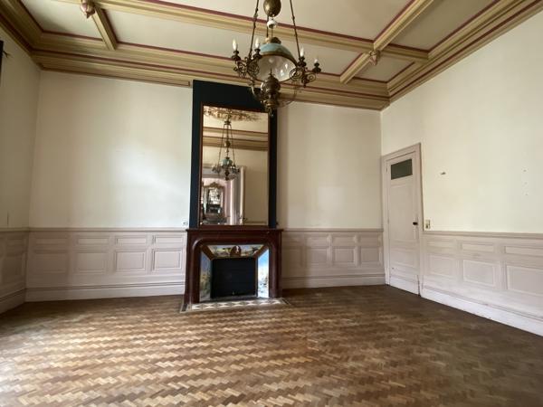 Maison 11 pièces - 654 m² Exclusivité efficity