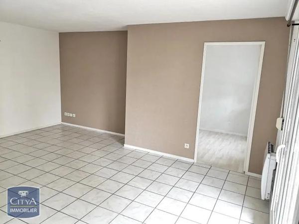 Appartement à louer 2 pièces 54.56m² Sotteville-lès-Rouen (76300)