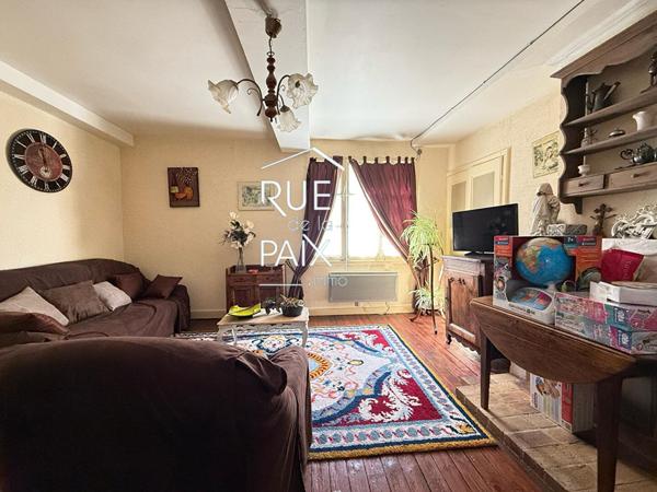 86200 LOUDUN Immeuble Loudun 6 pièce(s) 162 m2