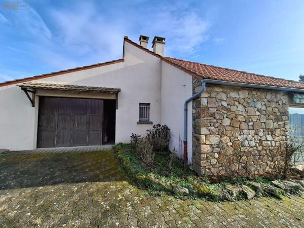 Maison à vendre à Sauxillanges dans le Puy-de-Dôme (63490), ref : 2026-67-2026010