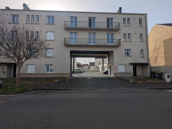 Appartement à vendre 74 147 € Saint-Pierre-des-Corps 1 pièce 20 m² DPE E