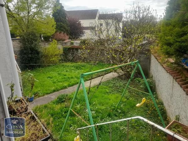 Maison à vendre 10 pièces 233m²