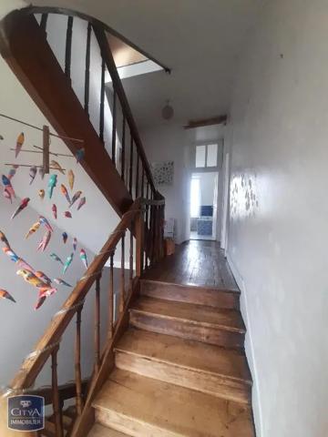 Maison à vendre 10 pièces 233m²