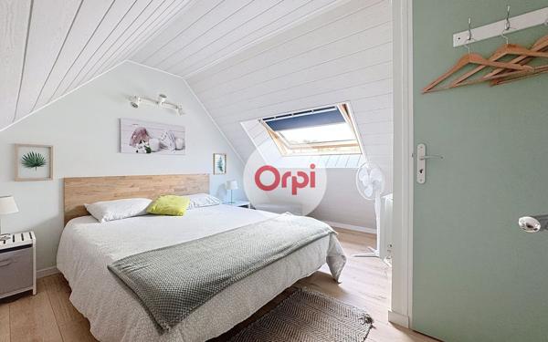 Maison à vendre    6 pièces •  Ambon