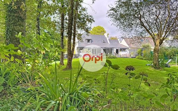 Maison à vendre    6 pièces •  Ambon