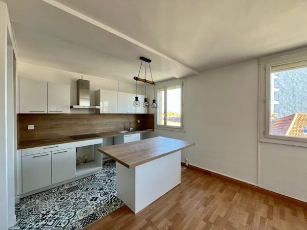 Appartement à louer 1 250 € CC Toulouse 3 p 69 m² DPE C