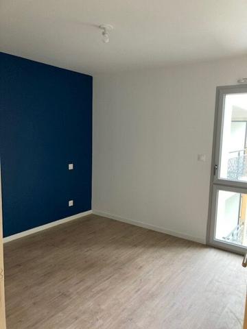 RUE MARTIN LUTHER KING T3 NON MEUBLE DISPONIBLE AU 11/06