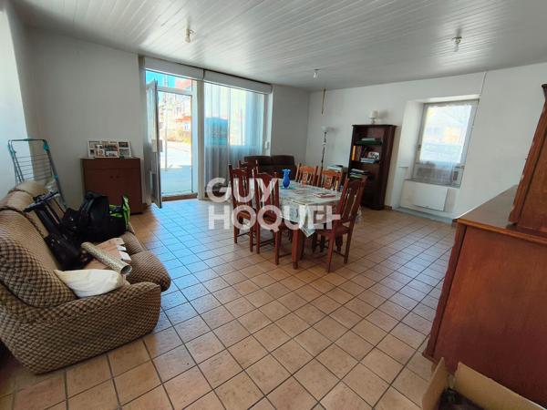 APPARTEMENT À VENDRE DE 5 PIÈCES DE 162,00 M²