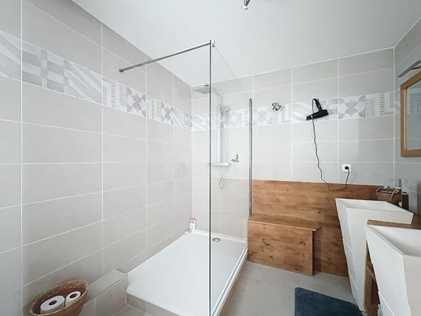 Maison , 3 chambres, terrain et garage proche Meximieux,