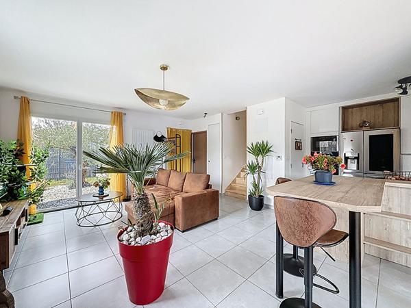 Maison , 3 chambres, terrain et garage proche Meximieux,