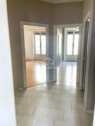 Appartement T3, 67 m2, Lyon 2 (Perrache)