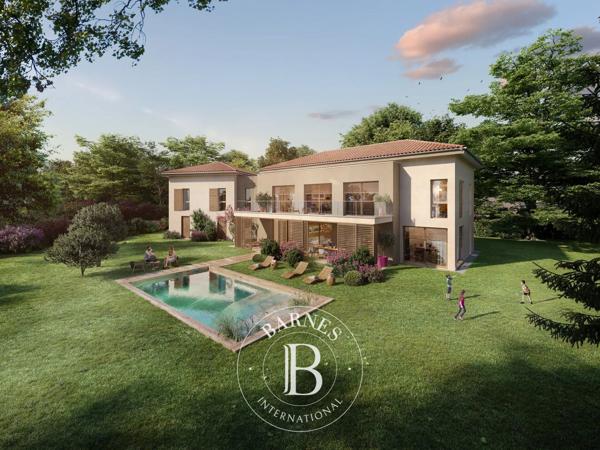 Écully, Terrain constructible  3 677 m² à vendre