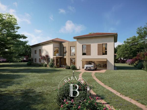 Écully, Terrain constructible  3 677 m² à vendre