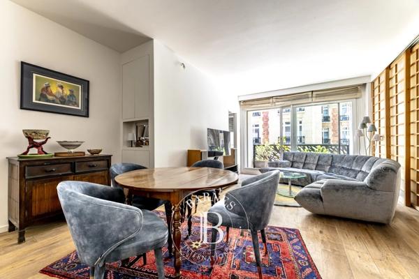 Paris 8ème, Appartement 2 Chambres -  62 m² à vendre