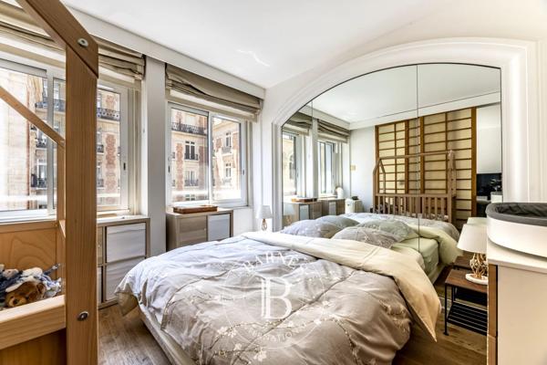 Paris 8ème, Appartement 2 Chambres -  62 m² à vendre