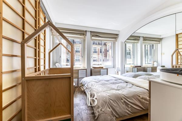Paris 8ème, Appartement 2 Chambres -  62 m² à vendre