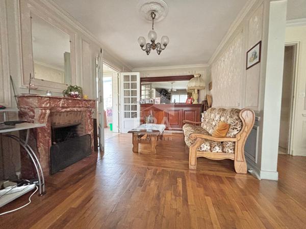 Maison de plain pied avec dépendance et garage !