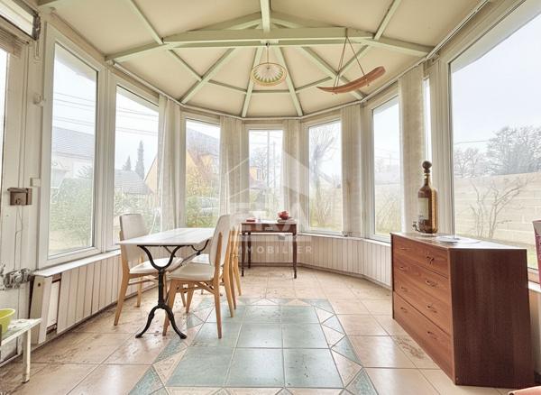 Maison de plain pied avec dépendance et garage !