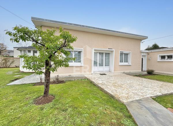 Maison de plain pied avec dépendance et garage !