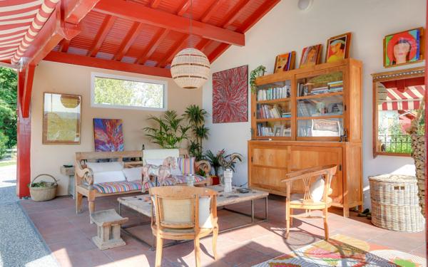 Maison à vendre    7 pièces • 185 m2 Espelette