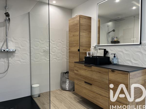 Maison à vendre 9 pièces 201 m² Saint-Denis-en-Val