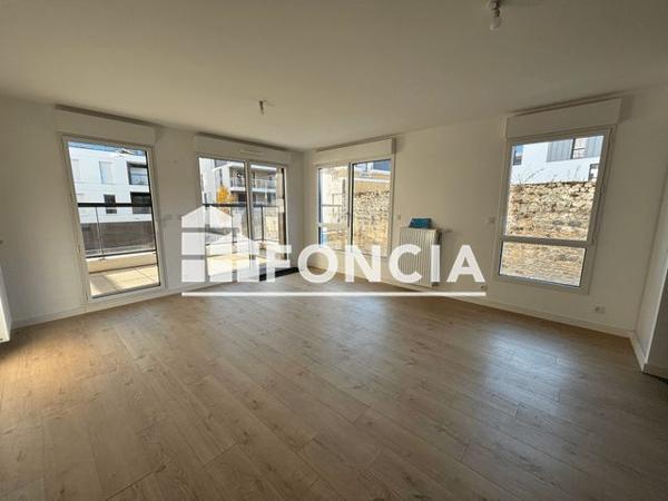 Location Appartement 3 pièces 64.3 m² - 37 RUE DE L'ETRIER Saint Malo 35400