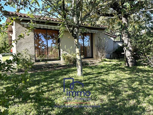 Deux maisons individuelles sur 2372 m² de terrain clos