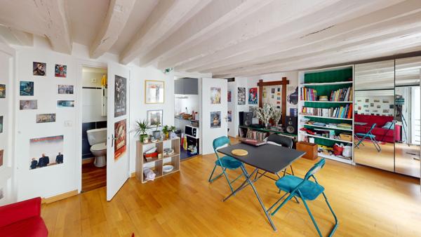 EXCLUSIVITE - Studio rue du Faubourg du Temple en très bon état !