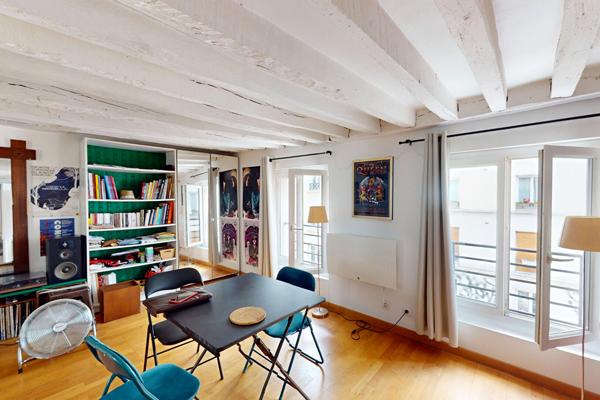 EXCLUSIVITE - Studio rue du Faubourg du Temple en très bon état !