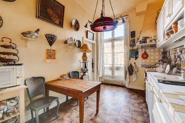 Saint-Etienne, T4 de 164m² en dernier étage avec terrasse