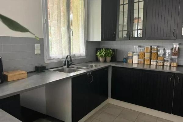 MAISON FAMILIALE INDIVIDUELLE AVEC JARDIN