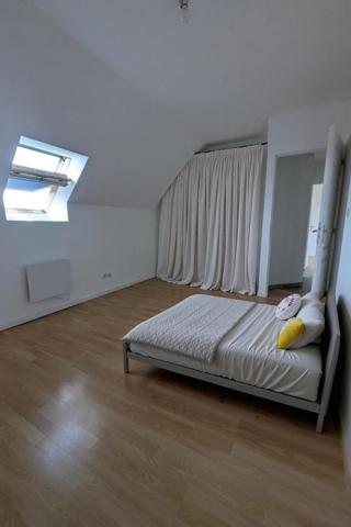 MAISON FAMILIALE INDIVIDUELLE AVEC JARDIN