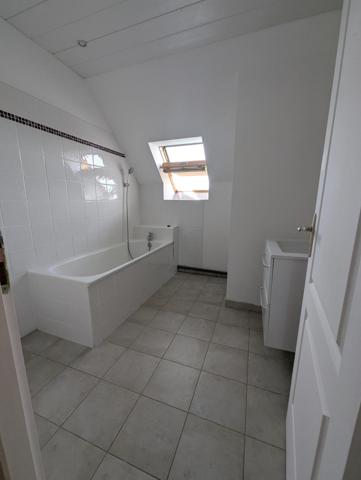 MAISON FAMILIALE INDIVIDUELLE AVEC JARDIN